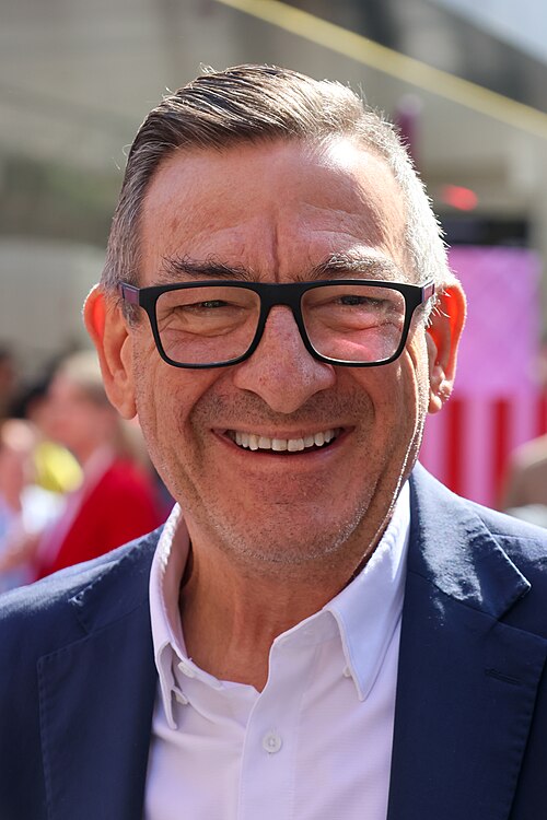 Official photo of Steve Georganas
