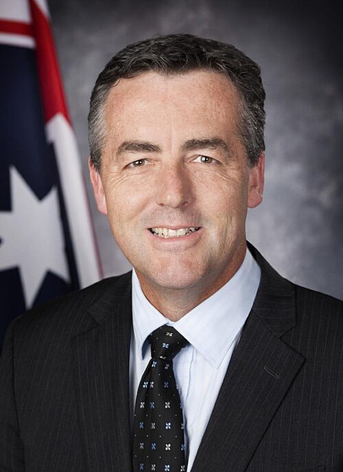 Official photo of Darren Chester