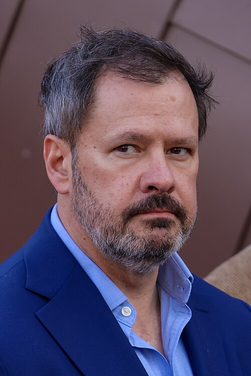 Official photo of Ed Husic