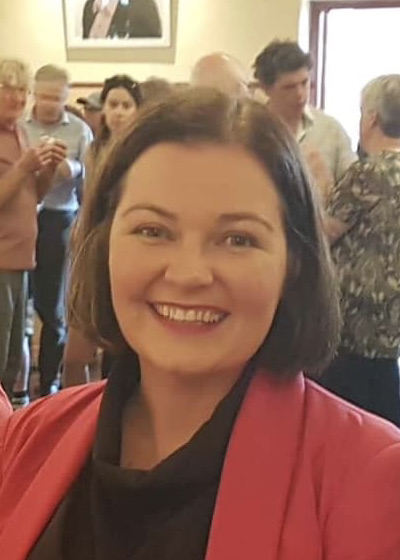 Official photo of Lisa Chesters