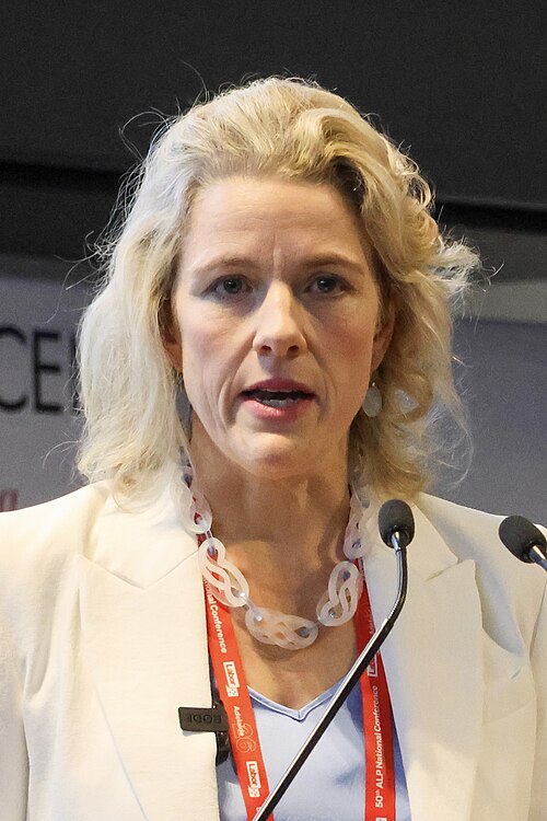 Official photo of Clare O'Neil
