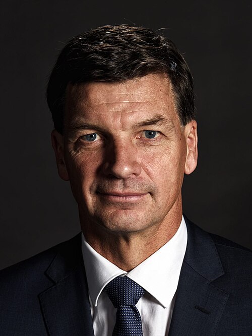 Official photo of Angus Taylor