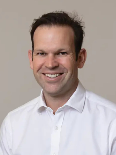 Official photo of Matthew Canavan