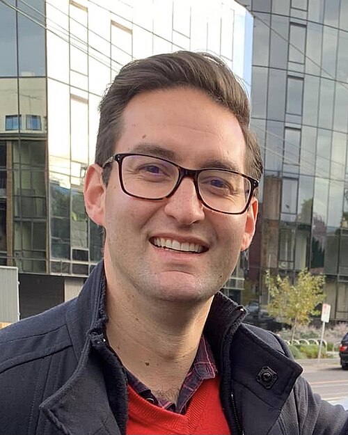 Official photo of Josh Burns