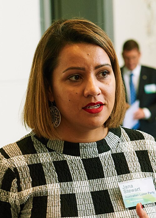 Official photo of Jana Stewart